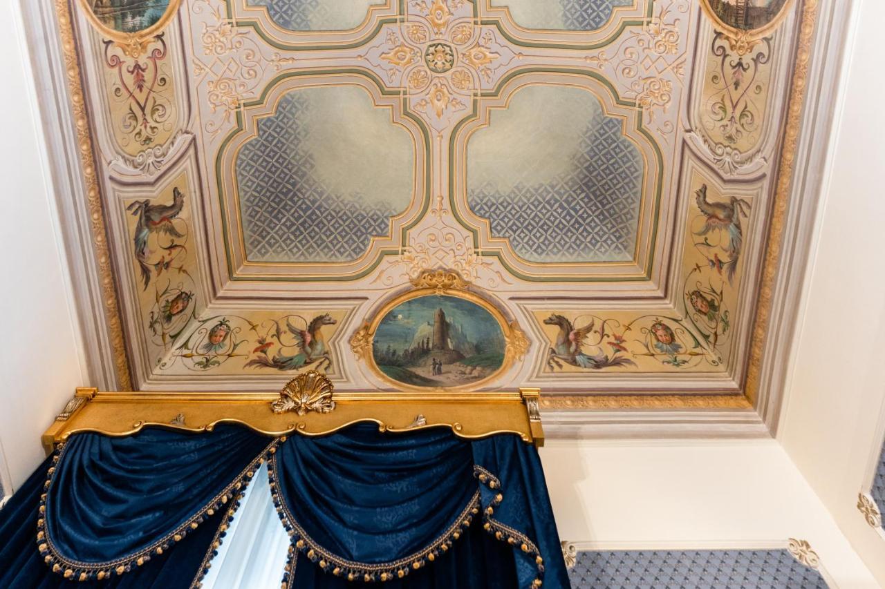 Raciti Palace Ачиреале Екстериор снимка