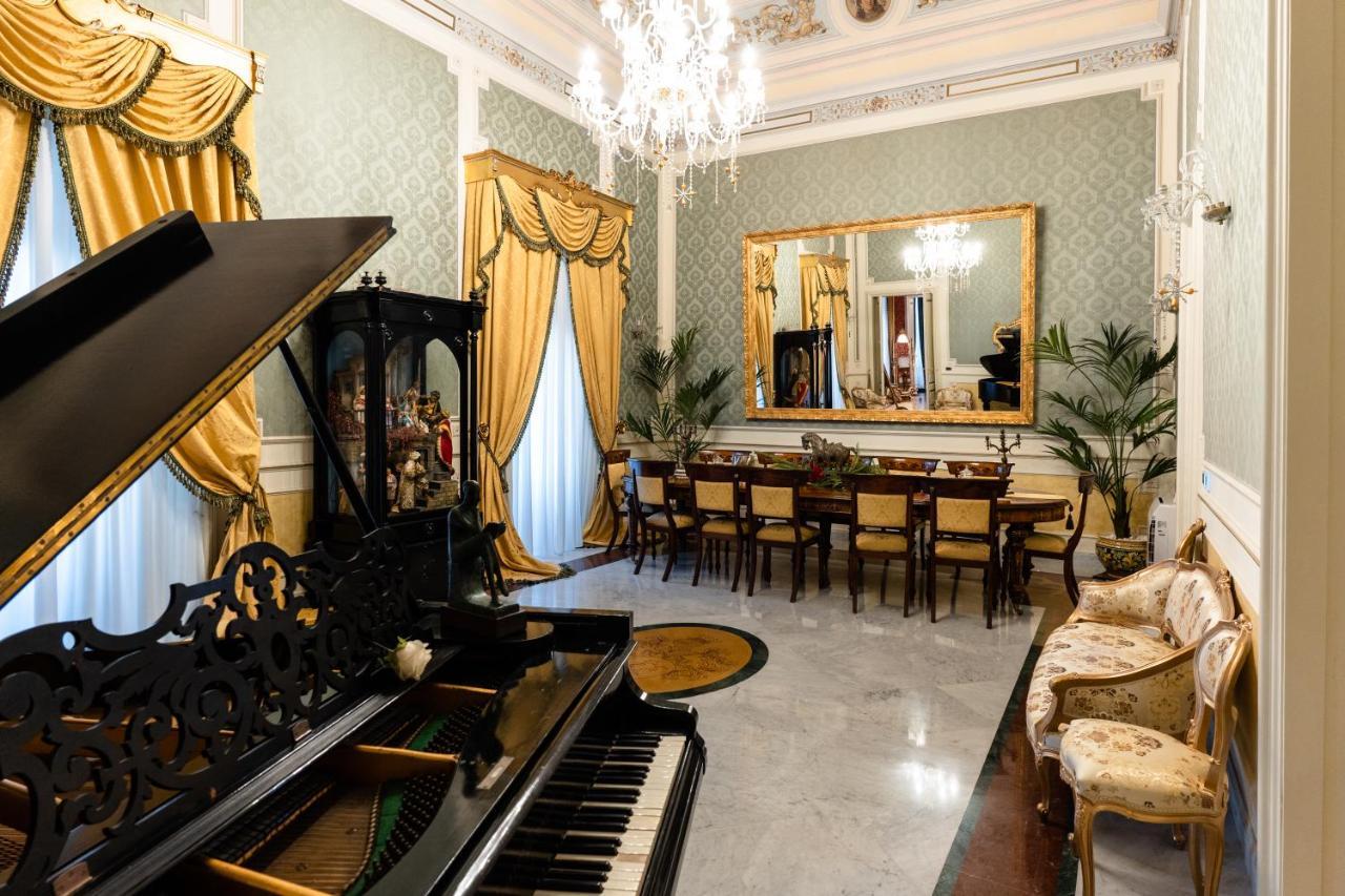 Raciti Palace Ачиреале Екстериор снимка